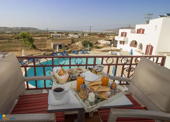 מלון דירות Naxos Mare 4*