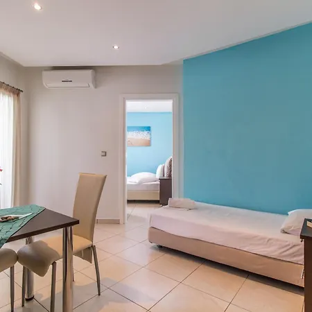 Naxos Mare 4*