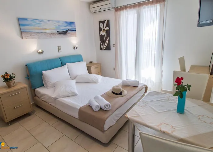 Naxos Mare Aparthotel 4*