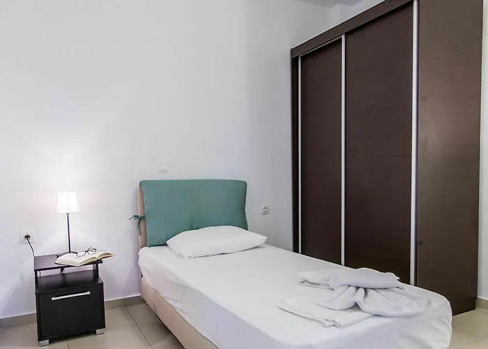 Naxos Mare Aparthotel 4*